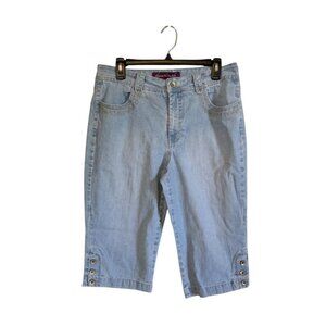 EUC Gloria Vanderbilt Light Blue Jean Capri's